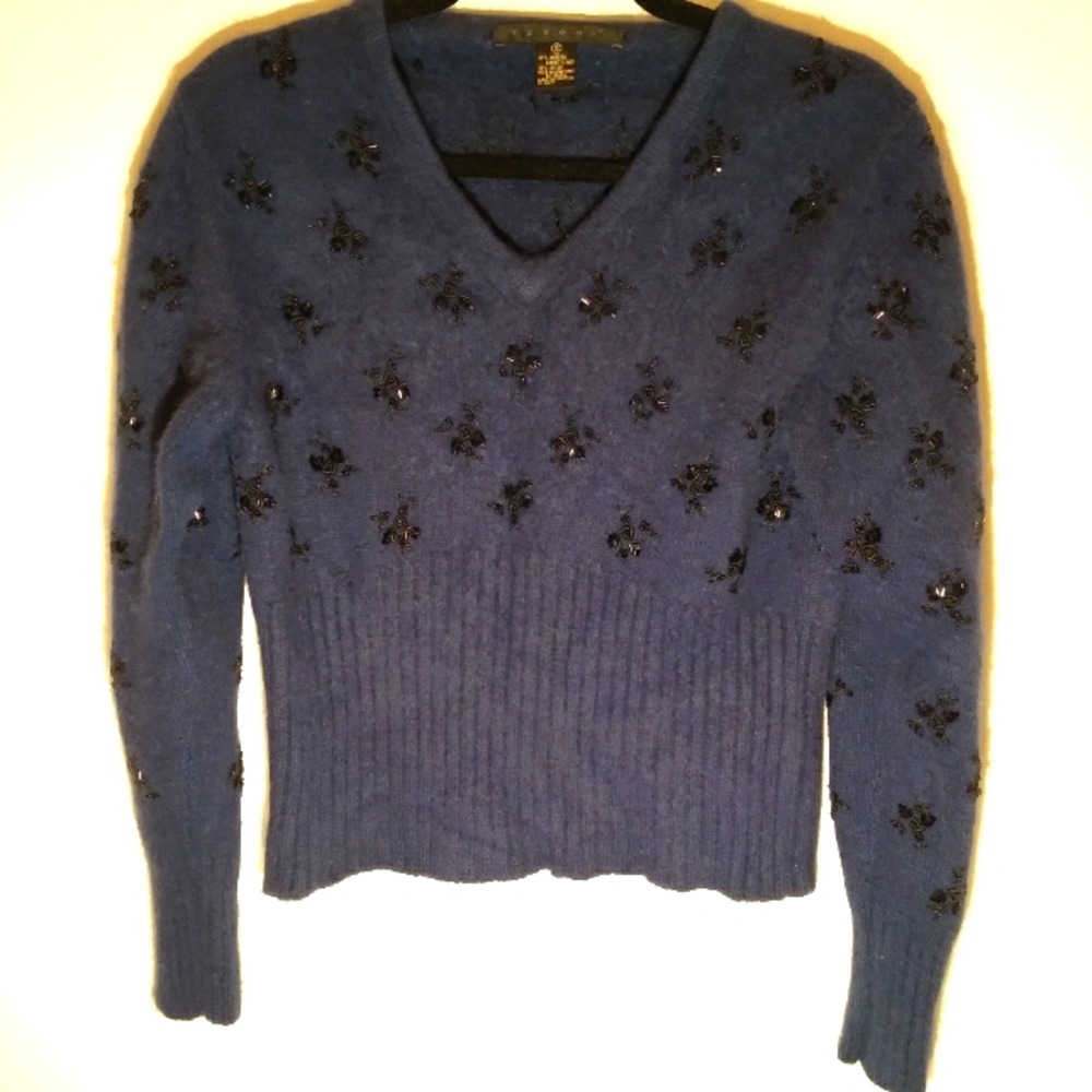 Tesori 80% Angora blend Sweater Size Small with Floral Embellishments